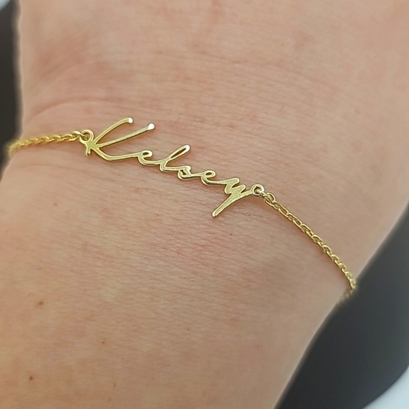 925 Sterling Silver Vermeil Name "Kelsey" Bracelet - Picture 3 of 4